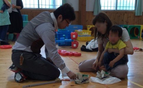 靴のやまごん：足育先生